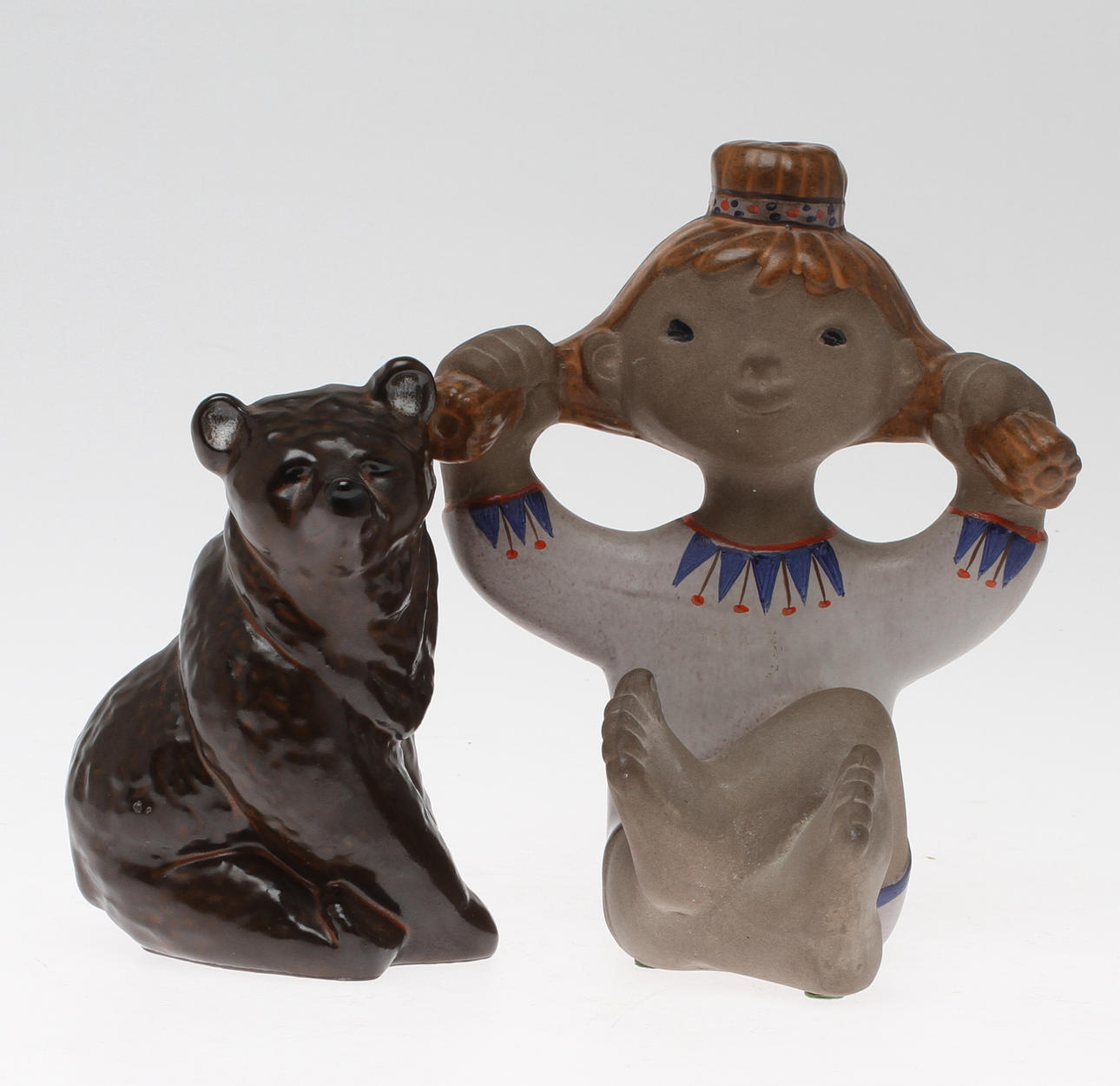 FIGURINER,2 st, "Linda" Dorothy Clough samt Björn 0153 Esther Wallin, Upsala Ekeby.