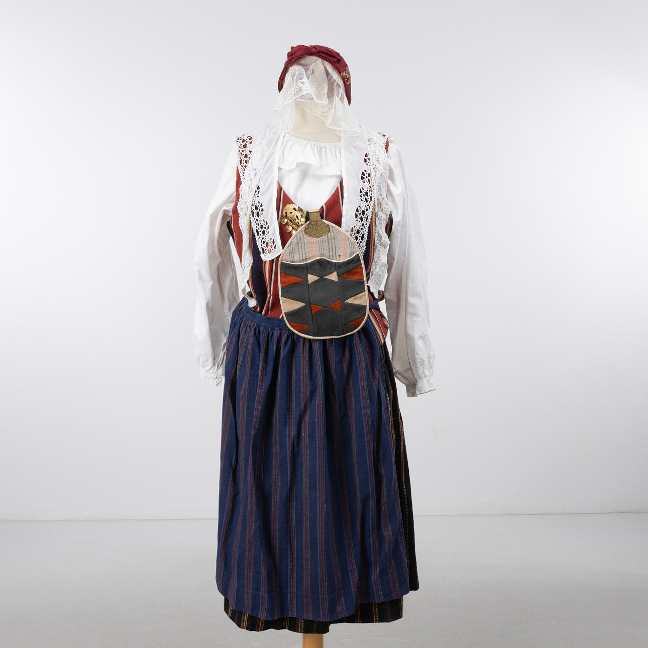 FOLKDRÄKT, Västerfärnebo härad, Västmanland.