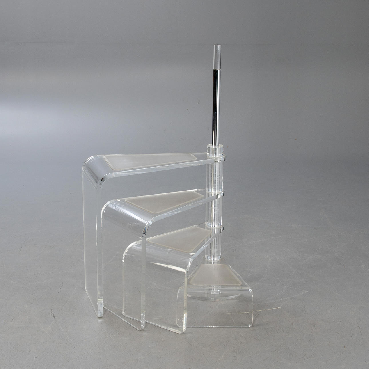 Acryl Bibliotheksleiter.