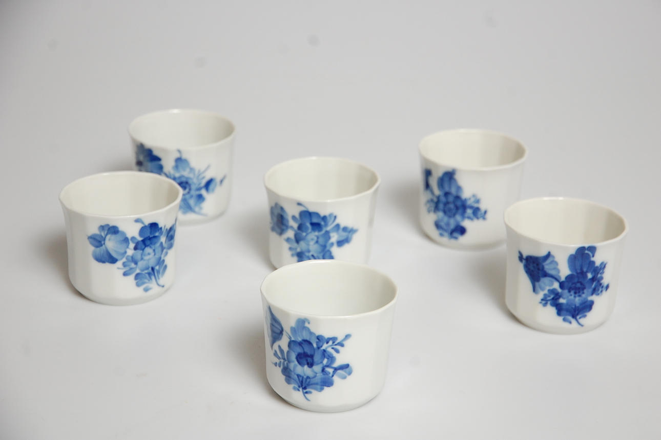 DESSERTKOPPAR, 6 st " Blå blomster ".