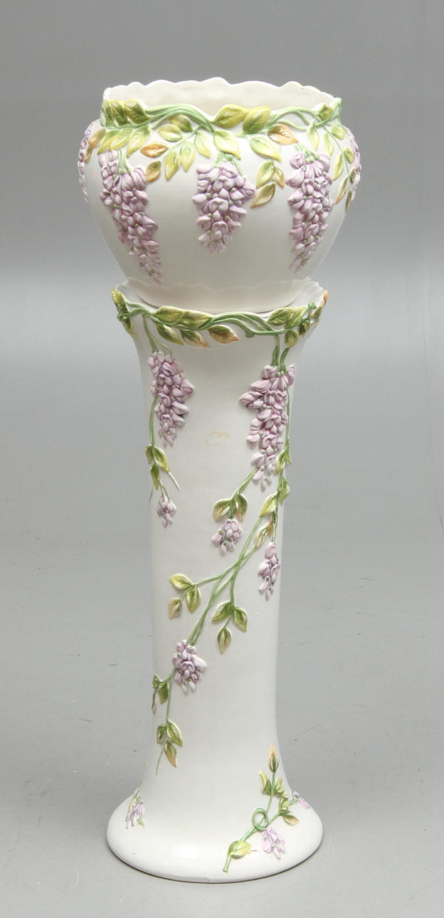 PIEDESTAL med ytterfoder, Italien, 1900-tal.