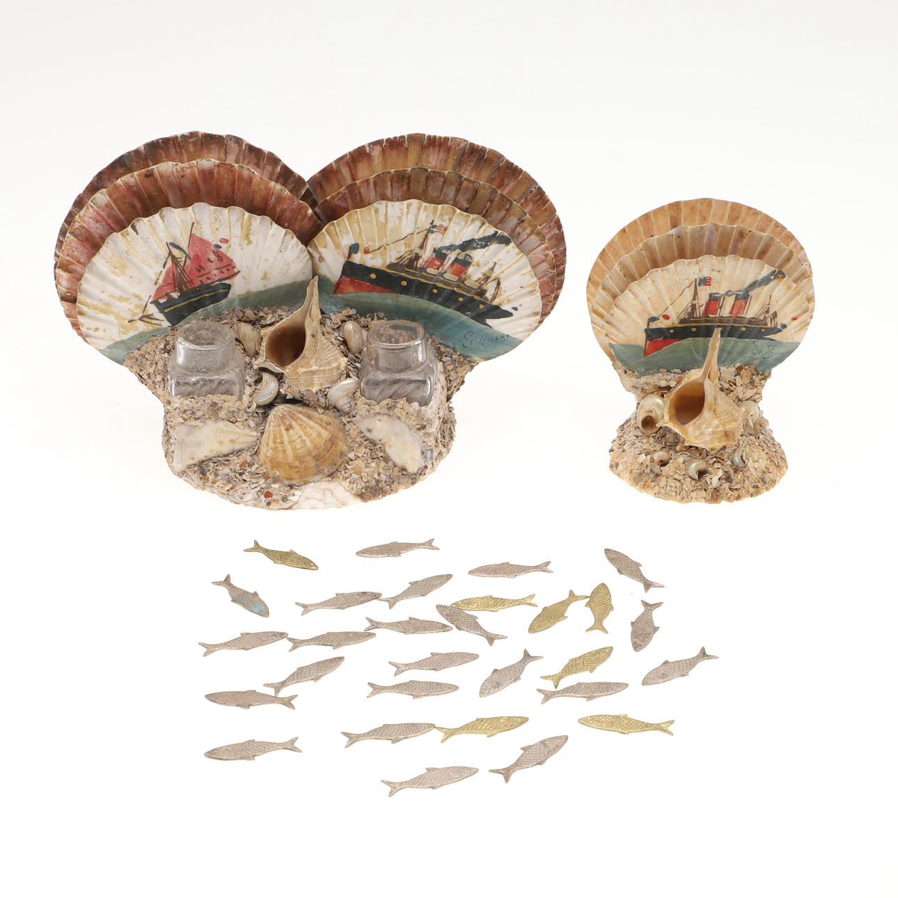 NAUTICAL INTEREST: PAINTED SCALLOP SHELL INKWELL. Miscellaneous ...