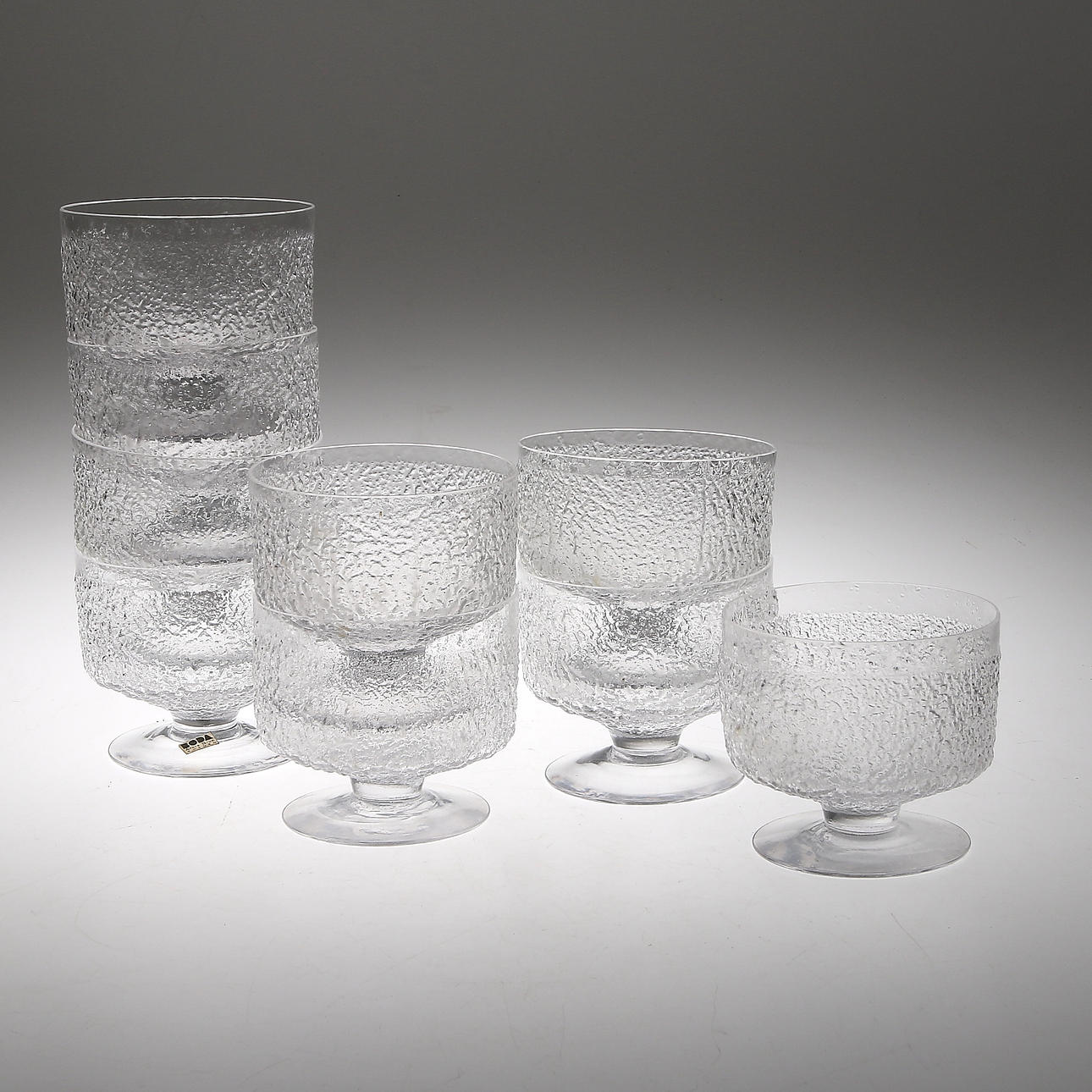 DESSERTSKÅLAR på FOT, 9 st, glas, Boda glasbruk, 1960/70-tal.