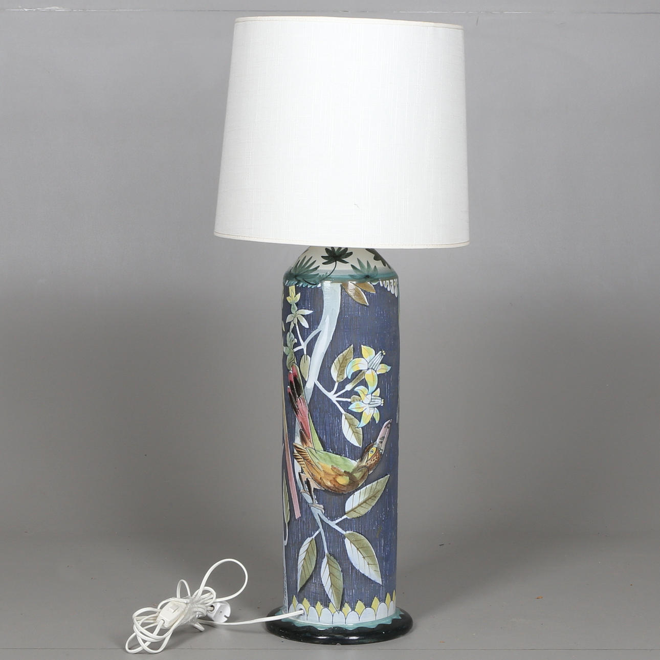 GOLVLAMPA, keramik, "Tropiska fåglar", Marian Zawadzki, Tilgmans keramik, 1900-tal.