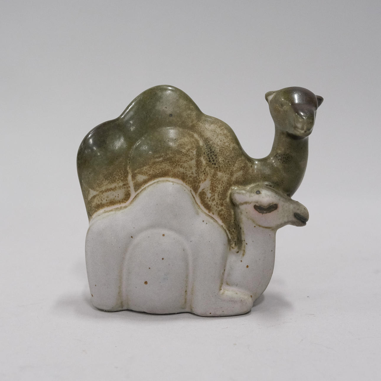 工芸品 Gustavsberg  Noaks Ark DROMEDAR LISA LARSON. DROMEDAR FIGURE FROM THE NOAK'S ARK SERIES