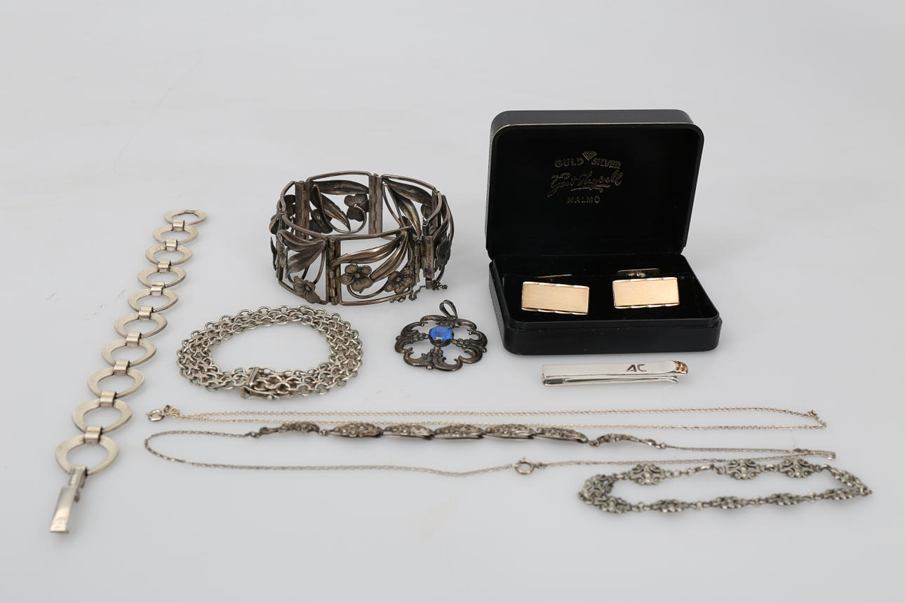 SMYCKEN, silver, markasiter och stenar, 129,3 gram.