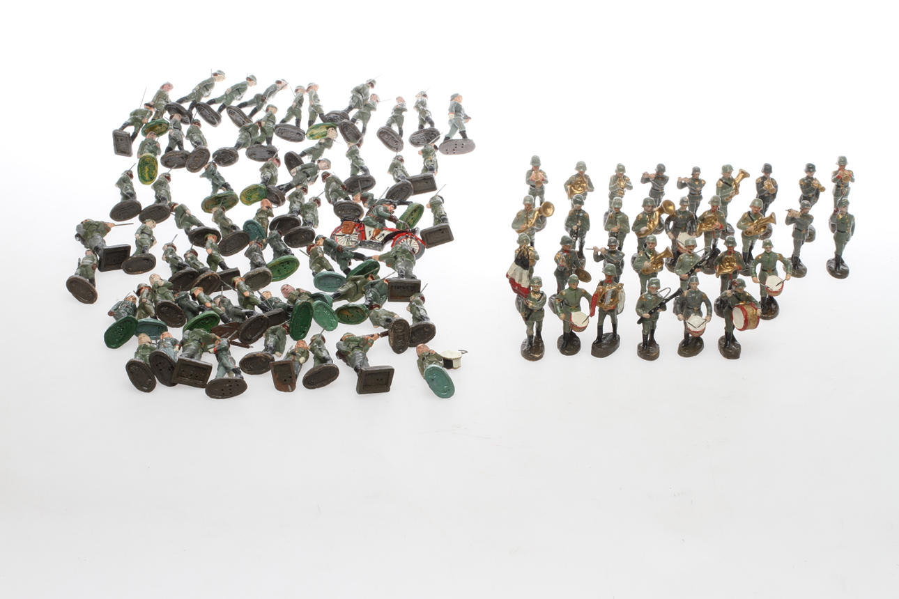 ELASTOLIN vaktparad och marscherande.