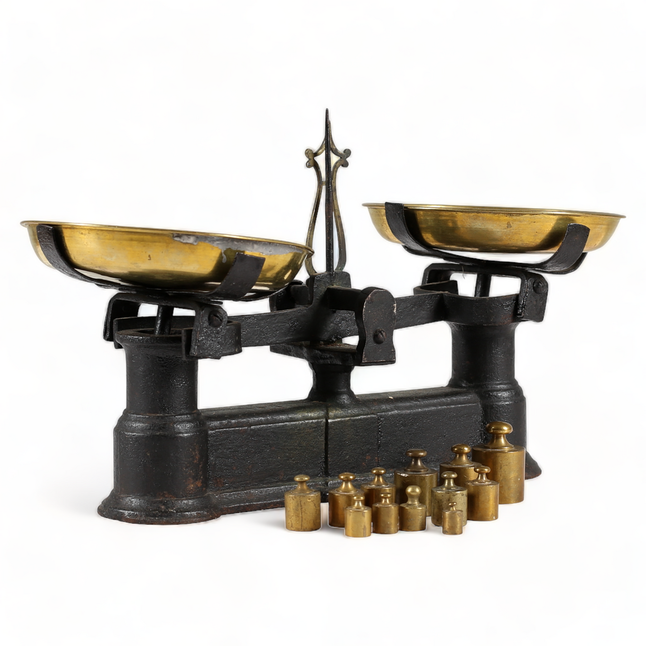 SHOP SCALE, cast iron/brass, 1900s.