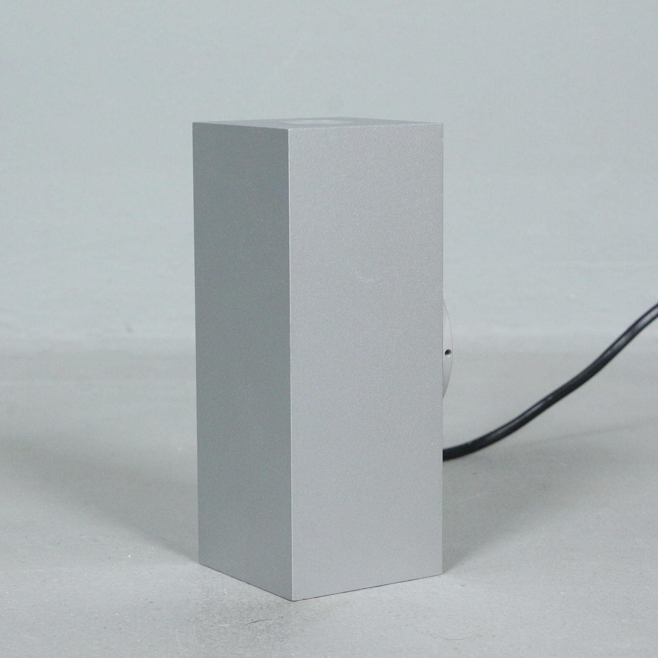 VERY LUCE. 'Quadro Up & Down' wall light.