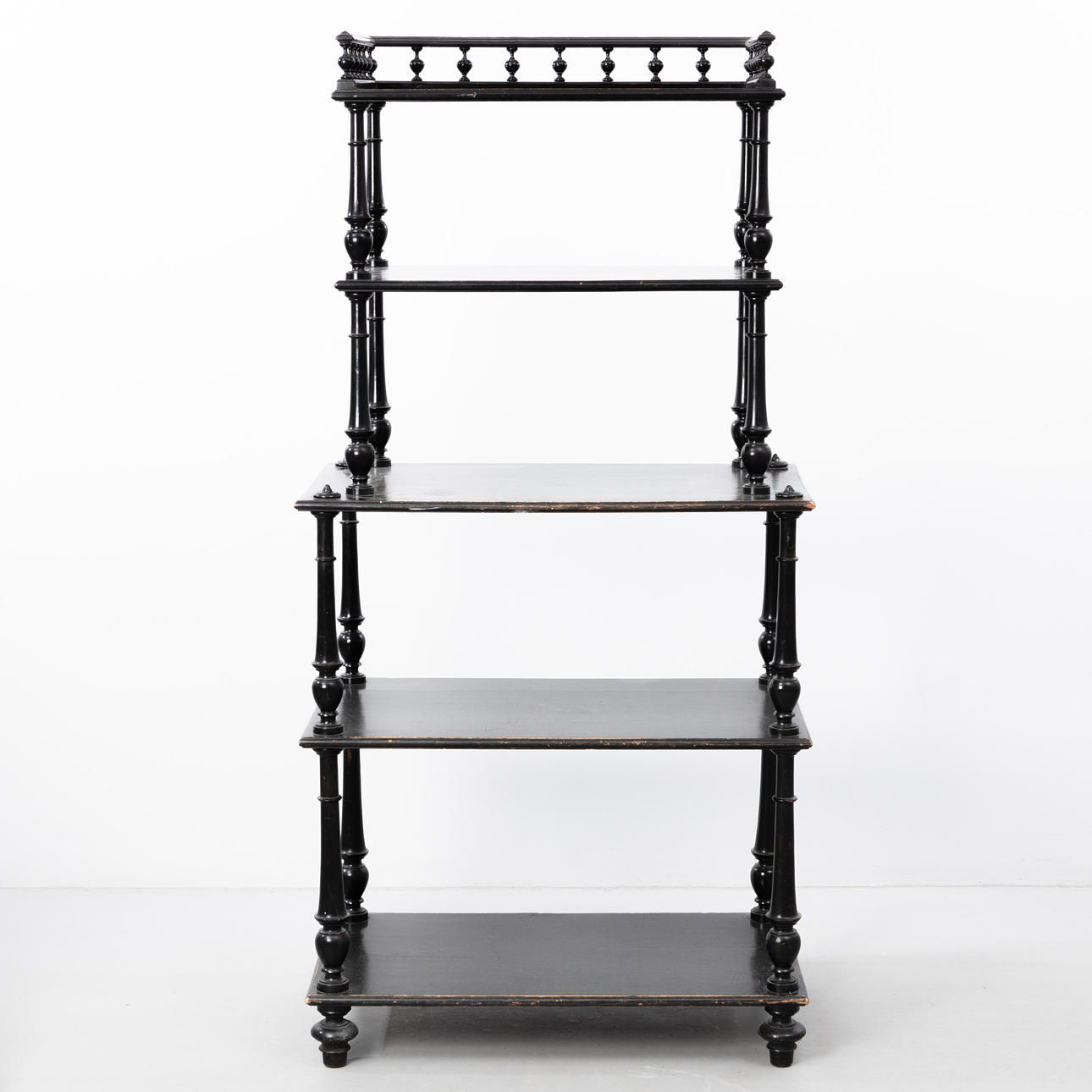 ETIENNE SHELF, around 1900.