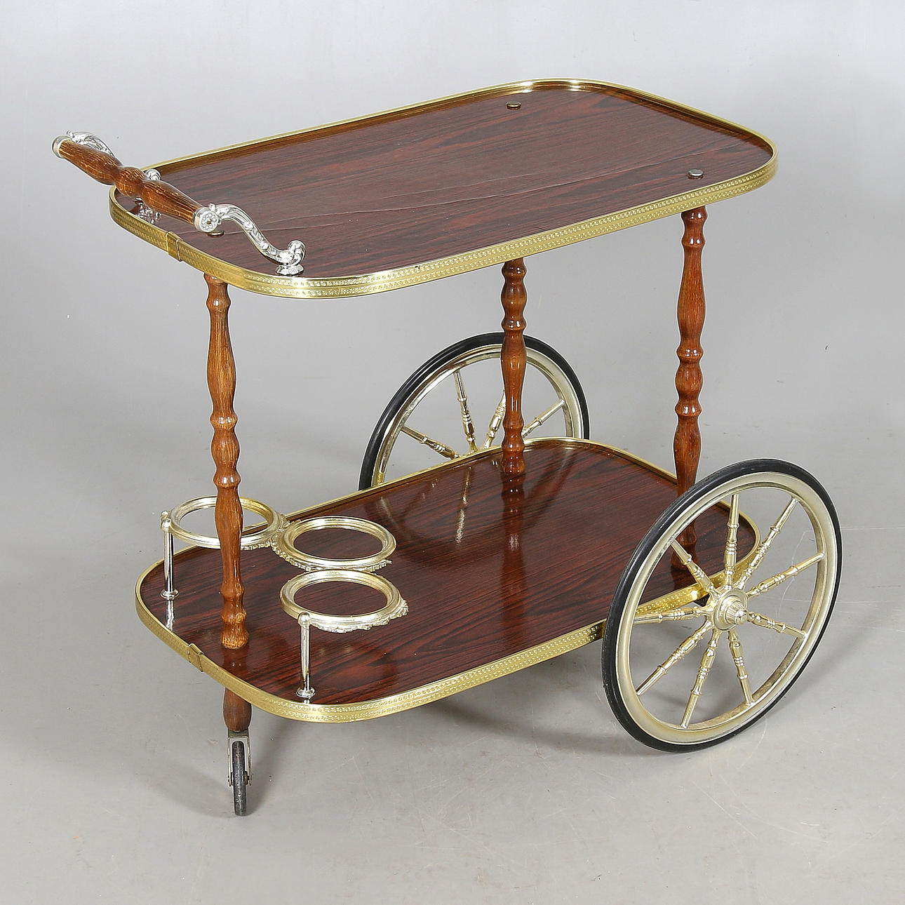 SERVERINGSVAGN, 1900-tal.