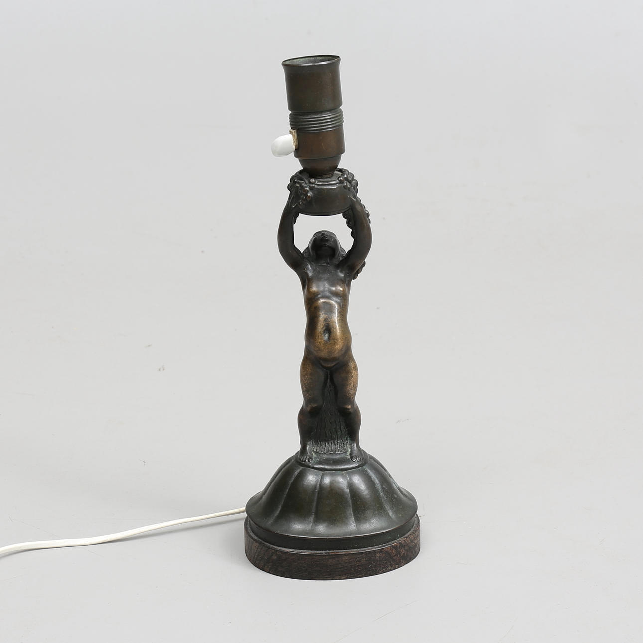 BORDSLAMPA, brons, Axel Gute, Herman Bergmans gjuteri.