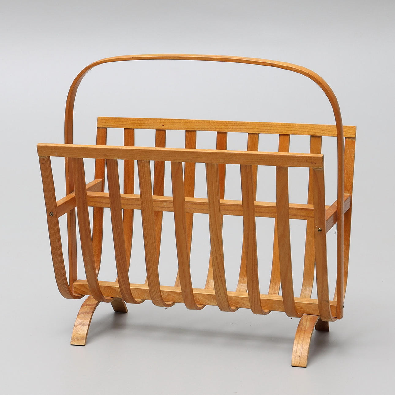 TIDNINGSSTÄLL, Böjträ, 1900.tal.