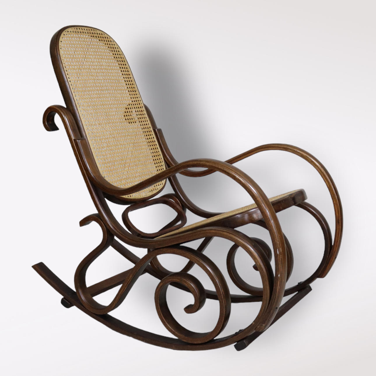 GUNGSTOL, Thonetmodell. 1900 - talets andra hälft.