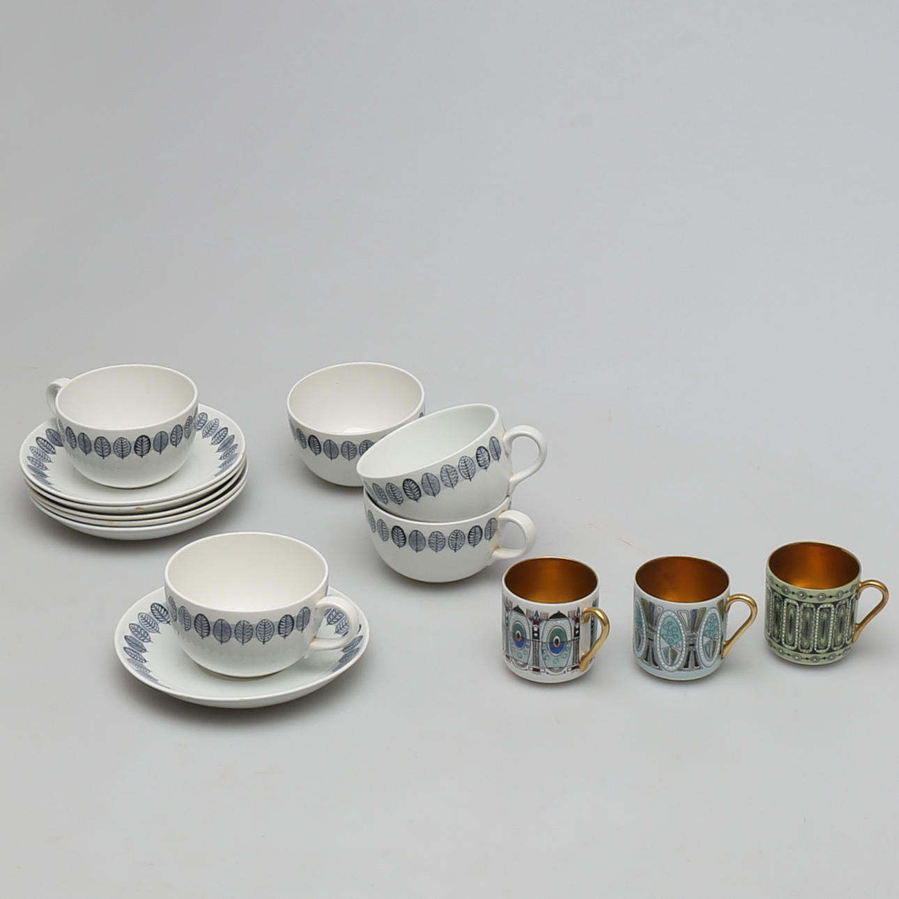 SERVISDELAR, 14 st, Arabia, bl a "Eira", Raija Liisa Uosikkinen, 1950-talet.