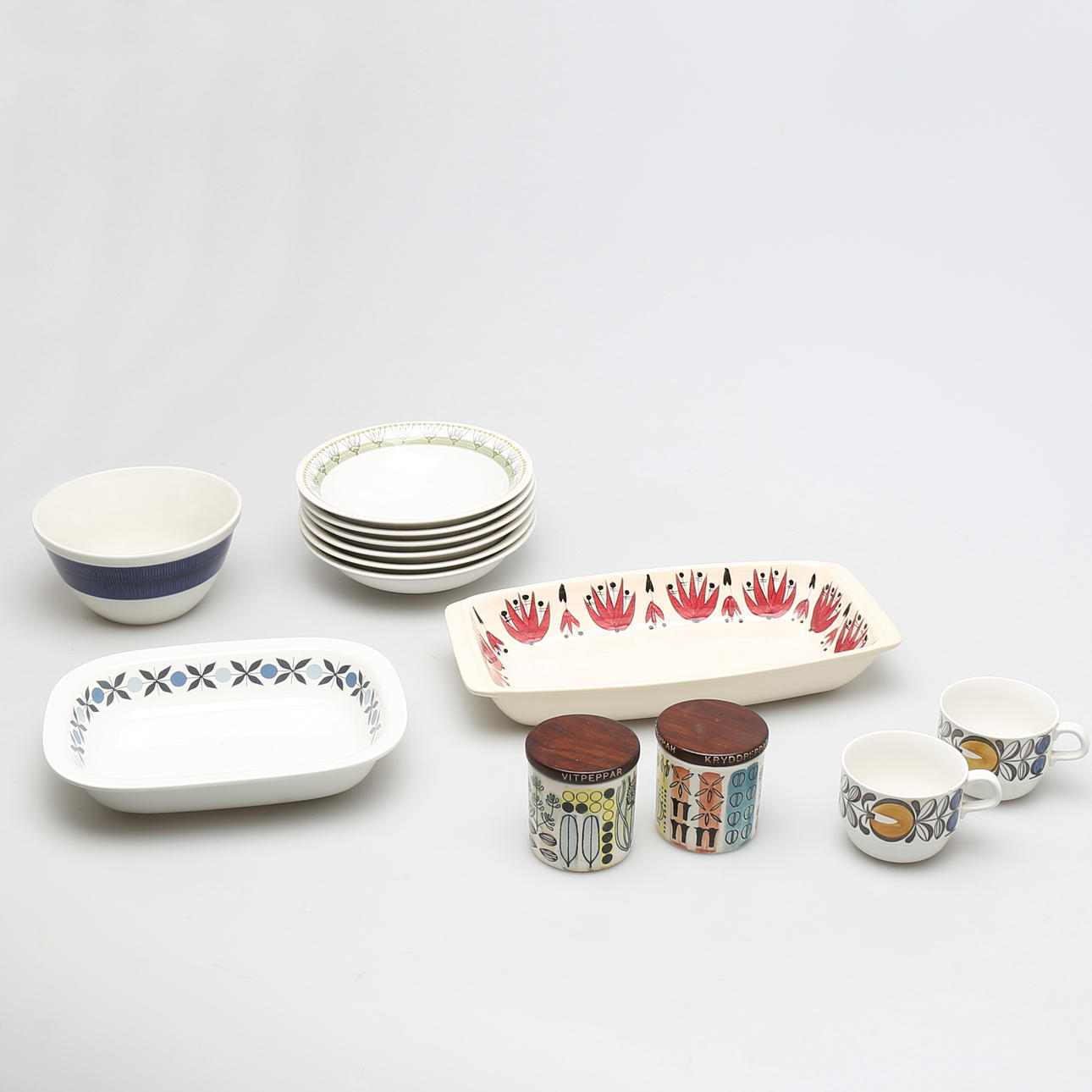 PARTI PORSLIN, 13 delar, Bl a "Dill", "Koka" och "Ketty", 1950/60-tal.