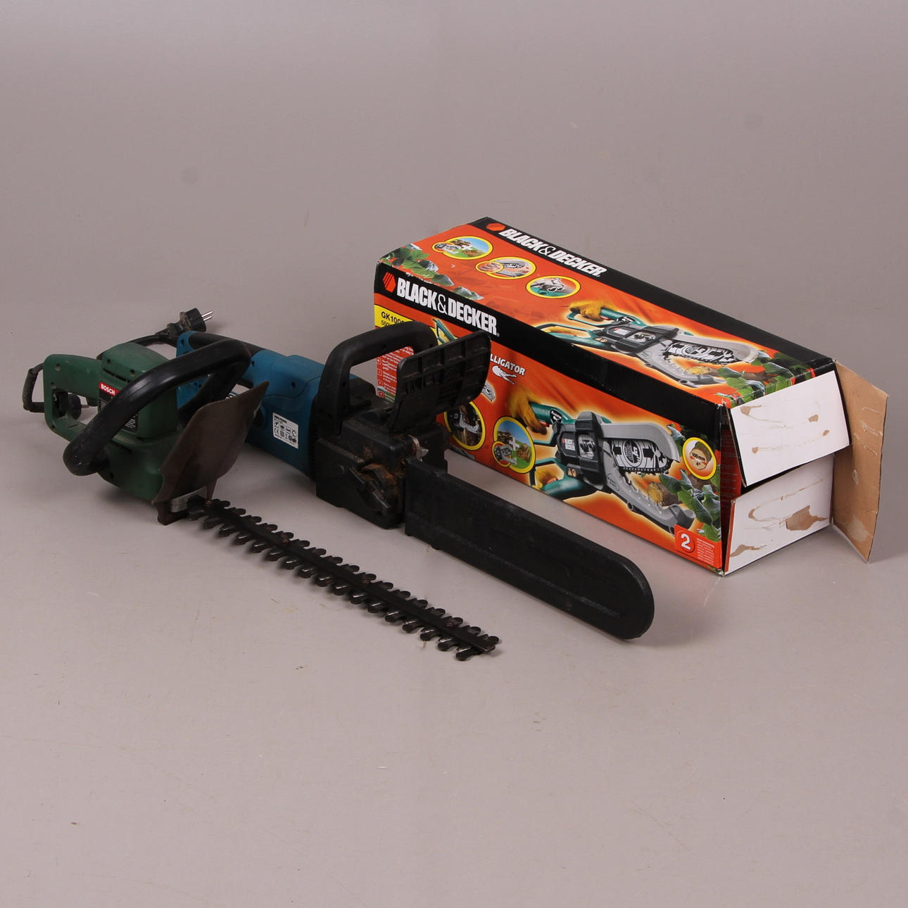 HÄCKSAX, motorsåg samt "Alligator", gren och kvistkapare, eldrivna.