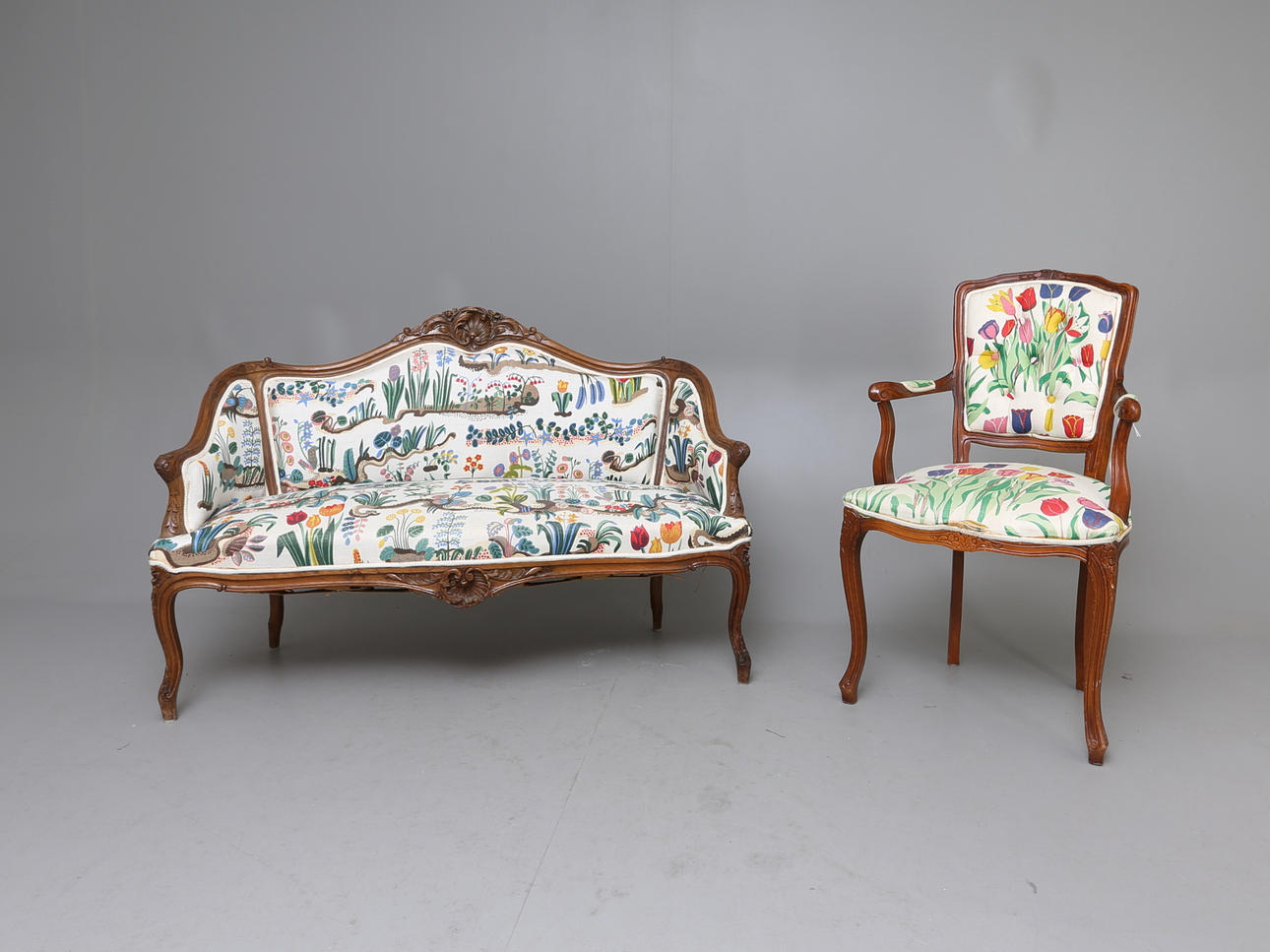 ROKOKOGRUPP, 2 delar.Josef Frank-tyg, primavera, 1900-tal.