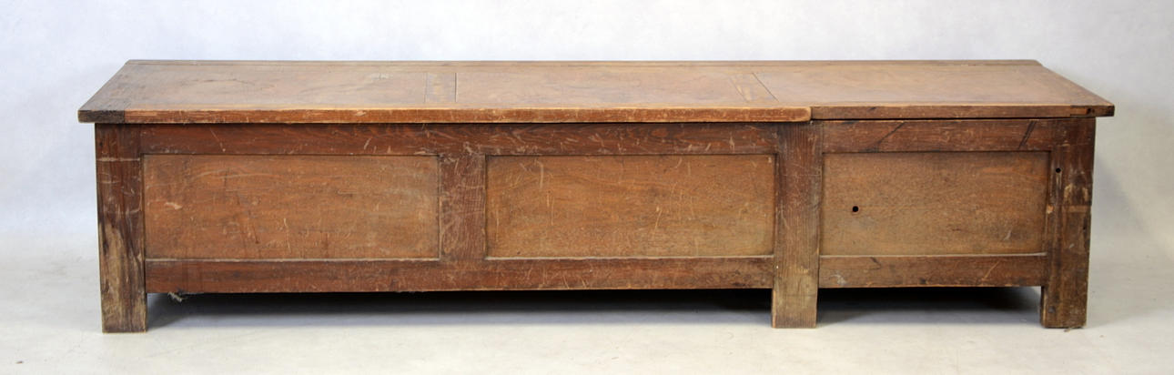 KISTBÄNK, bonat trä, 1900-talets mitt.