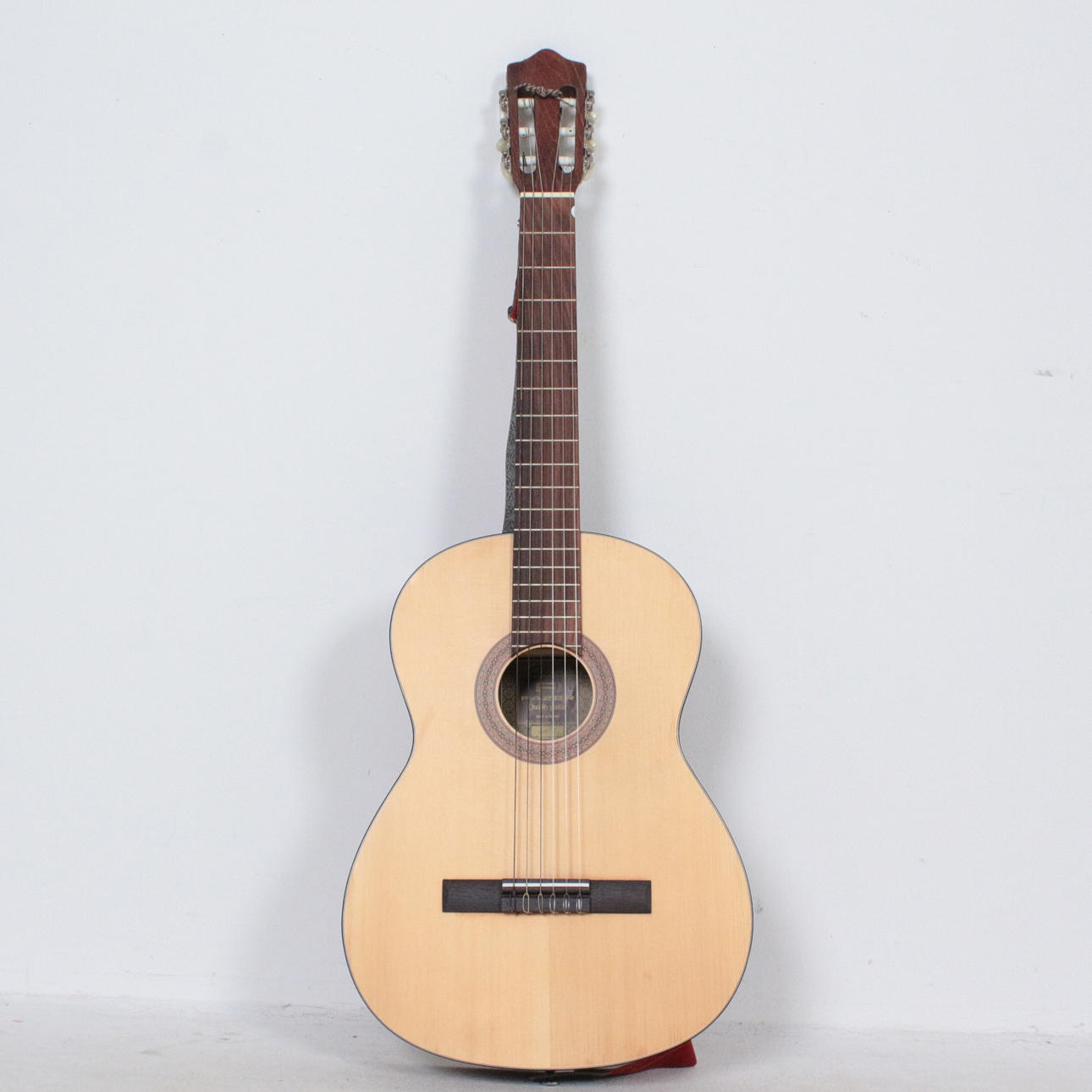 FAZER Finland. Classical Guitar 'C-65'.