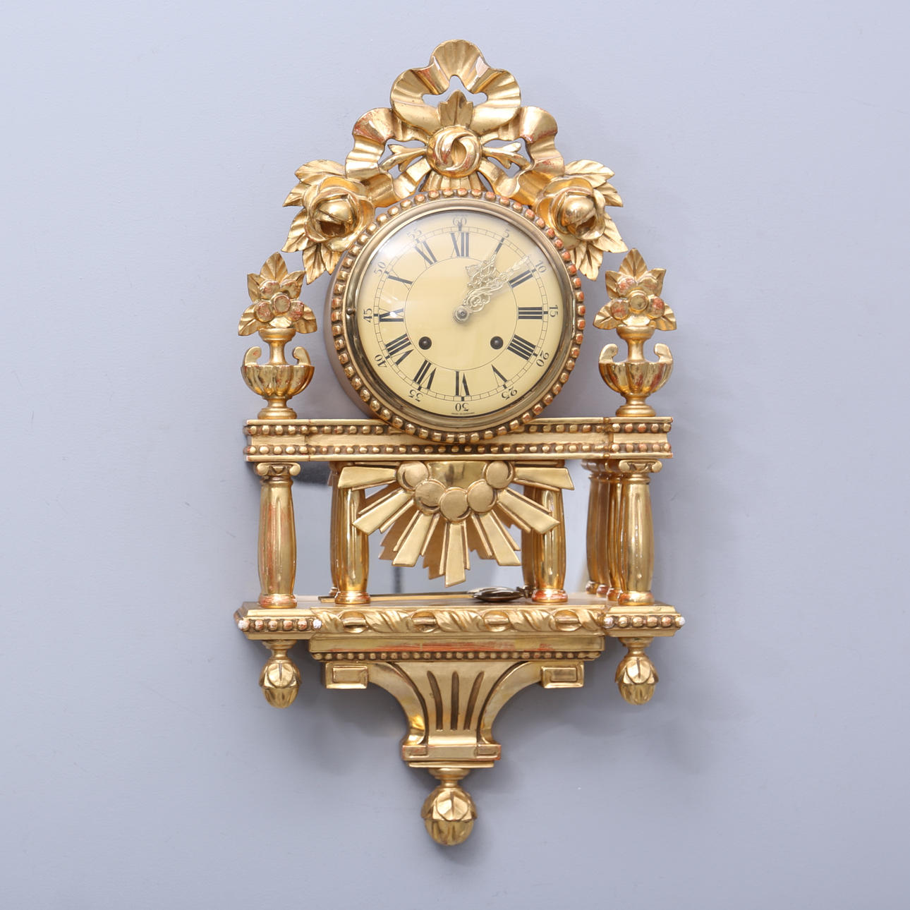 VÄGGPENDYL, gustaviansk stil, 1900-tal.