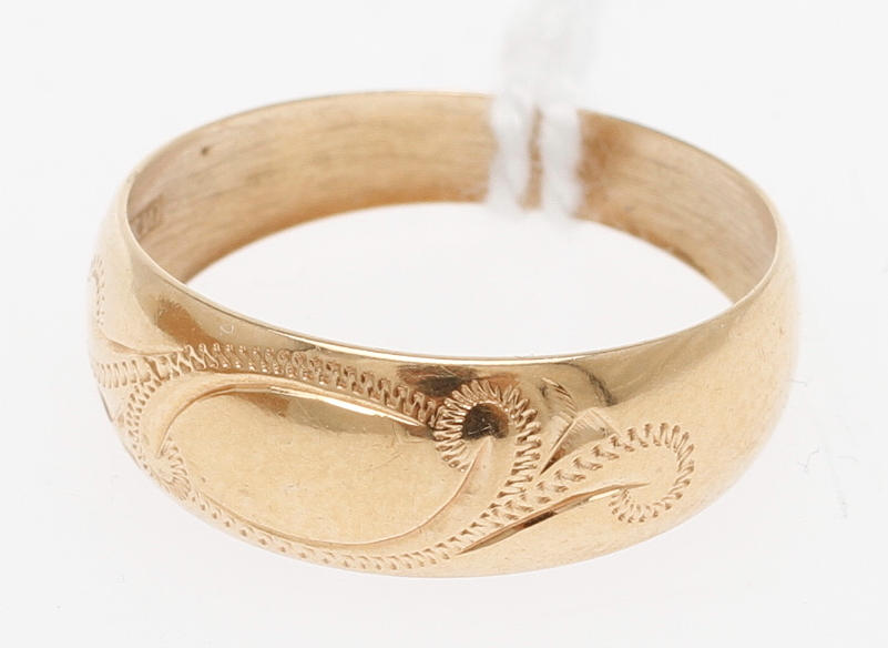 RING, 18k guld, vikt ca 1,7 gram.