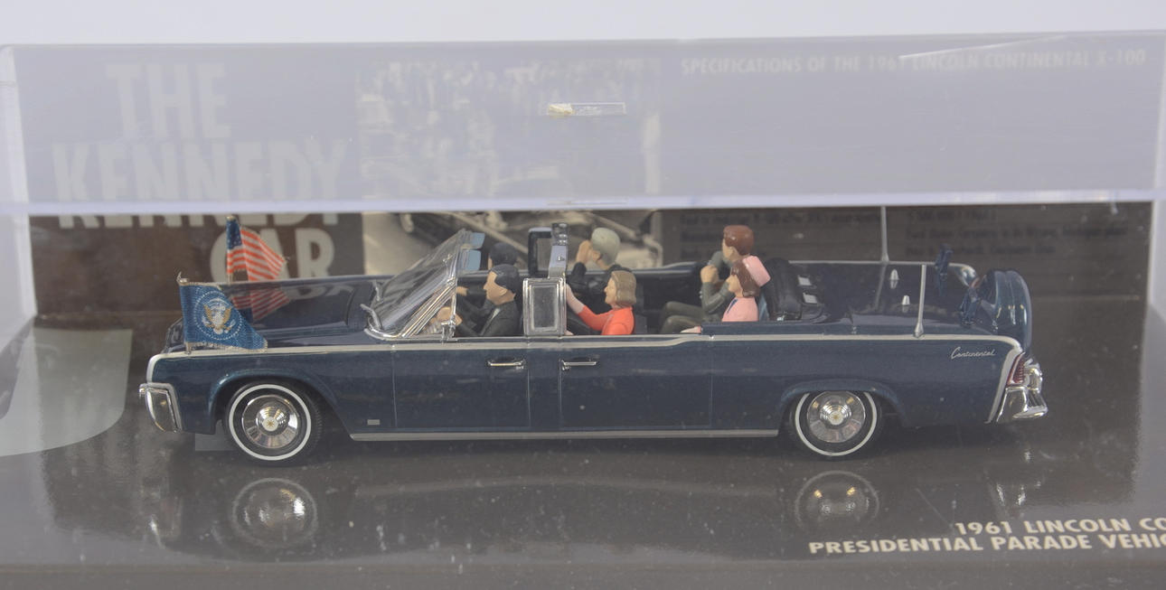 SAMLARBIL, 1961 Lincon Continental, Presidential parade vehicle, X-100.