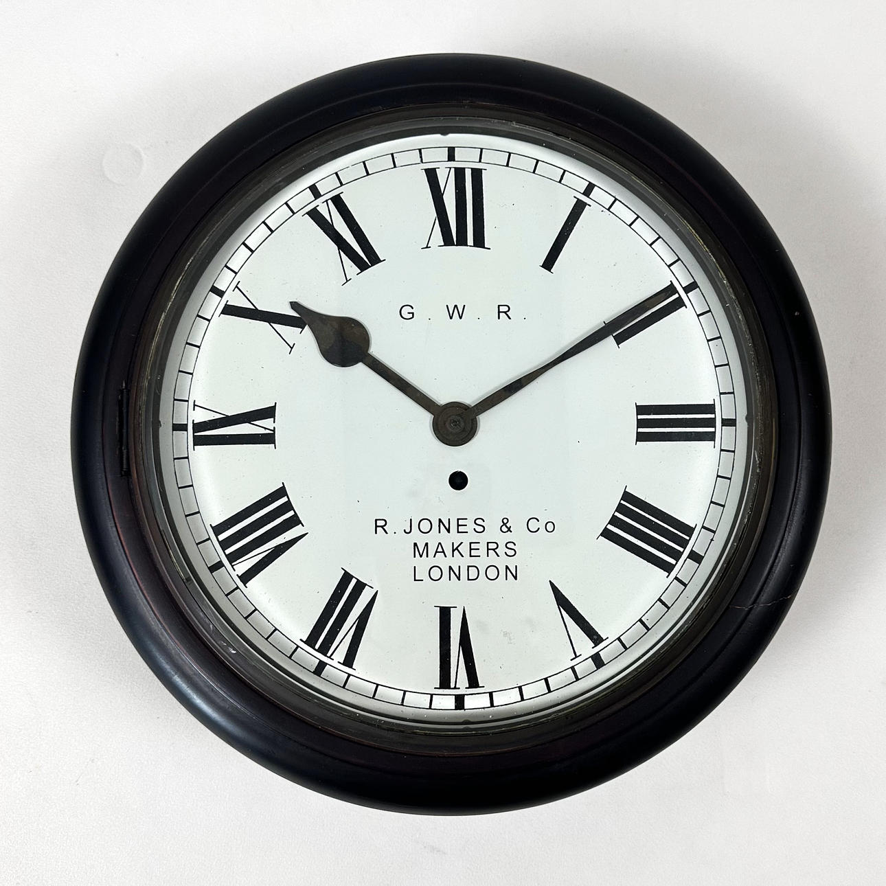 REPRODUCTION FUSEE WALL CLOCK.