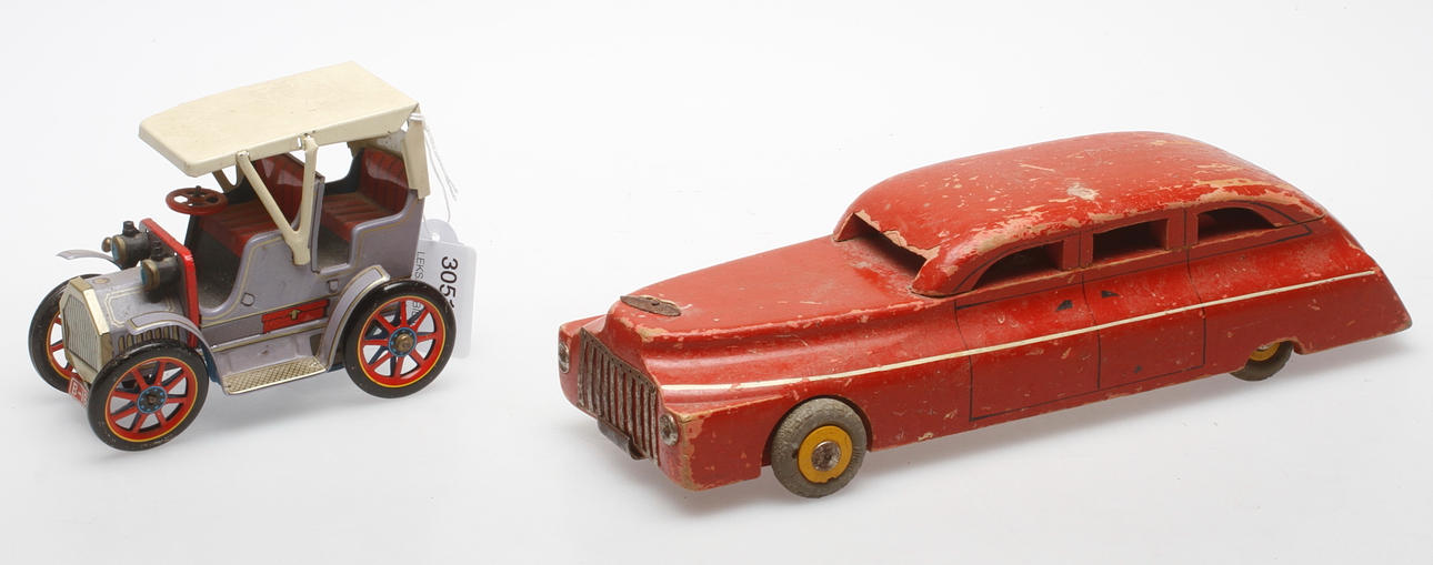 LEKSAKSBILAR, 2 st, 1900-talets mitt.