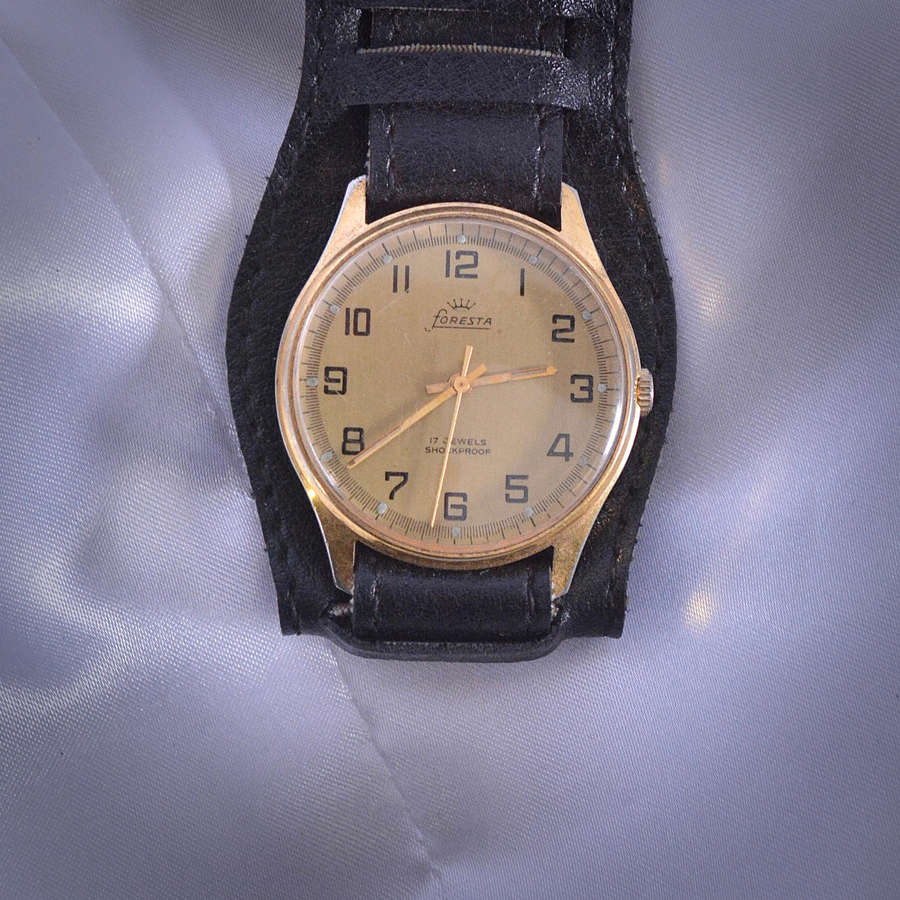 HERREN-ARMBAND, Foresta.