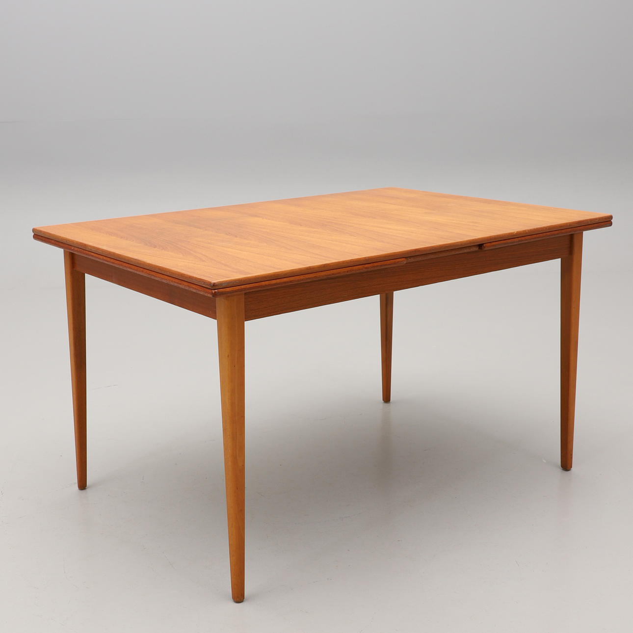 SPISEBORD, 1960'erne.