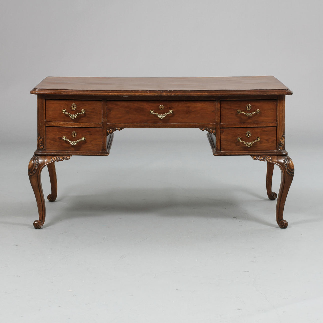 SKRIVBORD, rokokostil, 1900-tal.