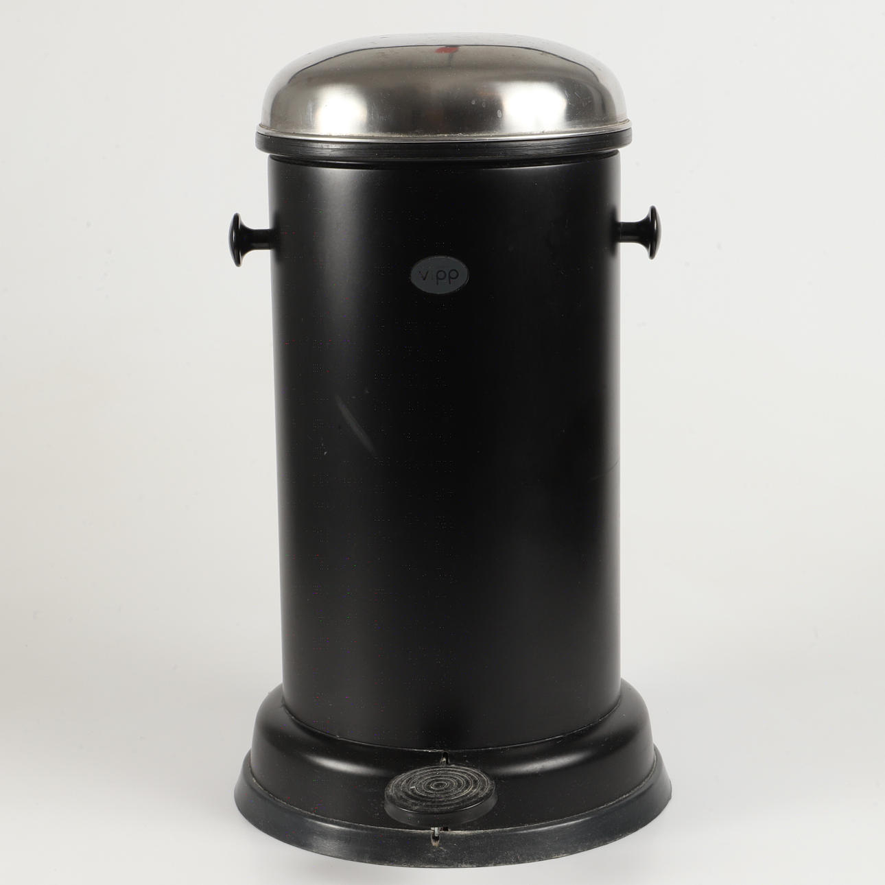 PEDAL BUCKET, metal, Vipp, Denmark.