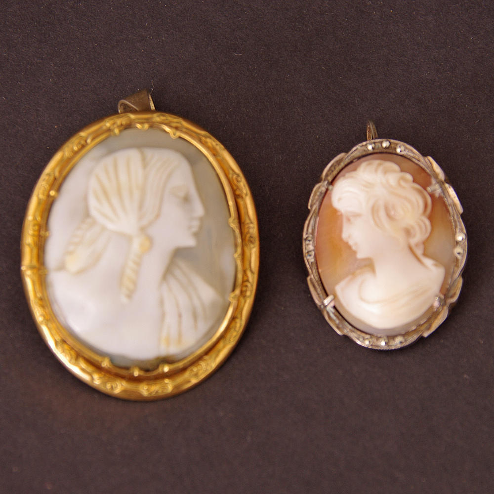 CAMÉBROSCHER, 2 stycken.