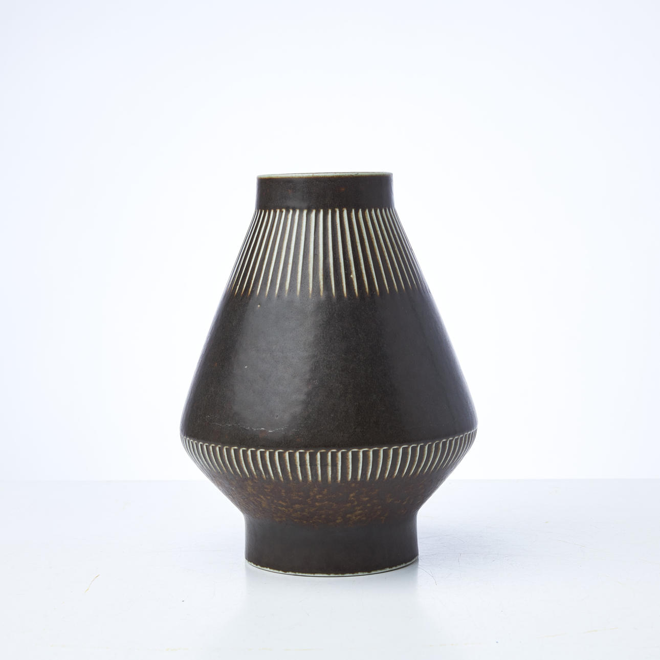 CARL-HARRY STÅLHANE. Vase, stoneware, signed, Rörstrand.