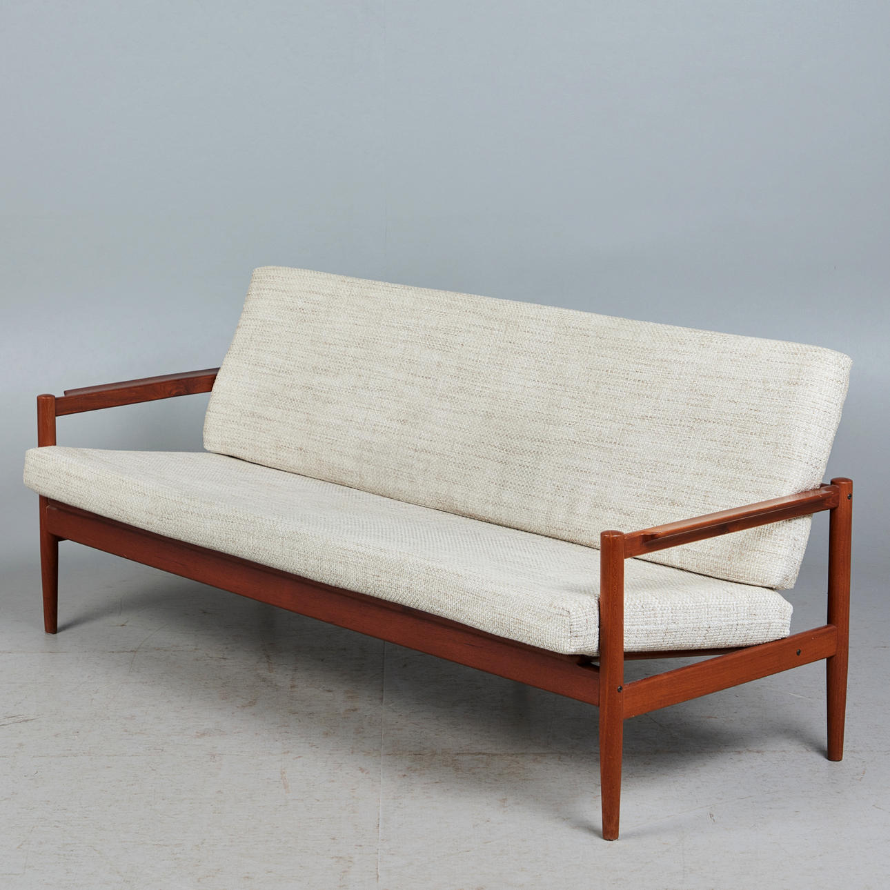 BØRGE MOGENSEN. Soffa, teak, ull, 1960-tal, Danmark.
