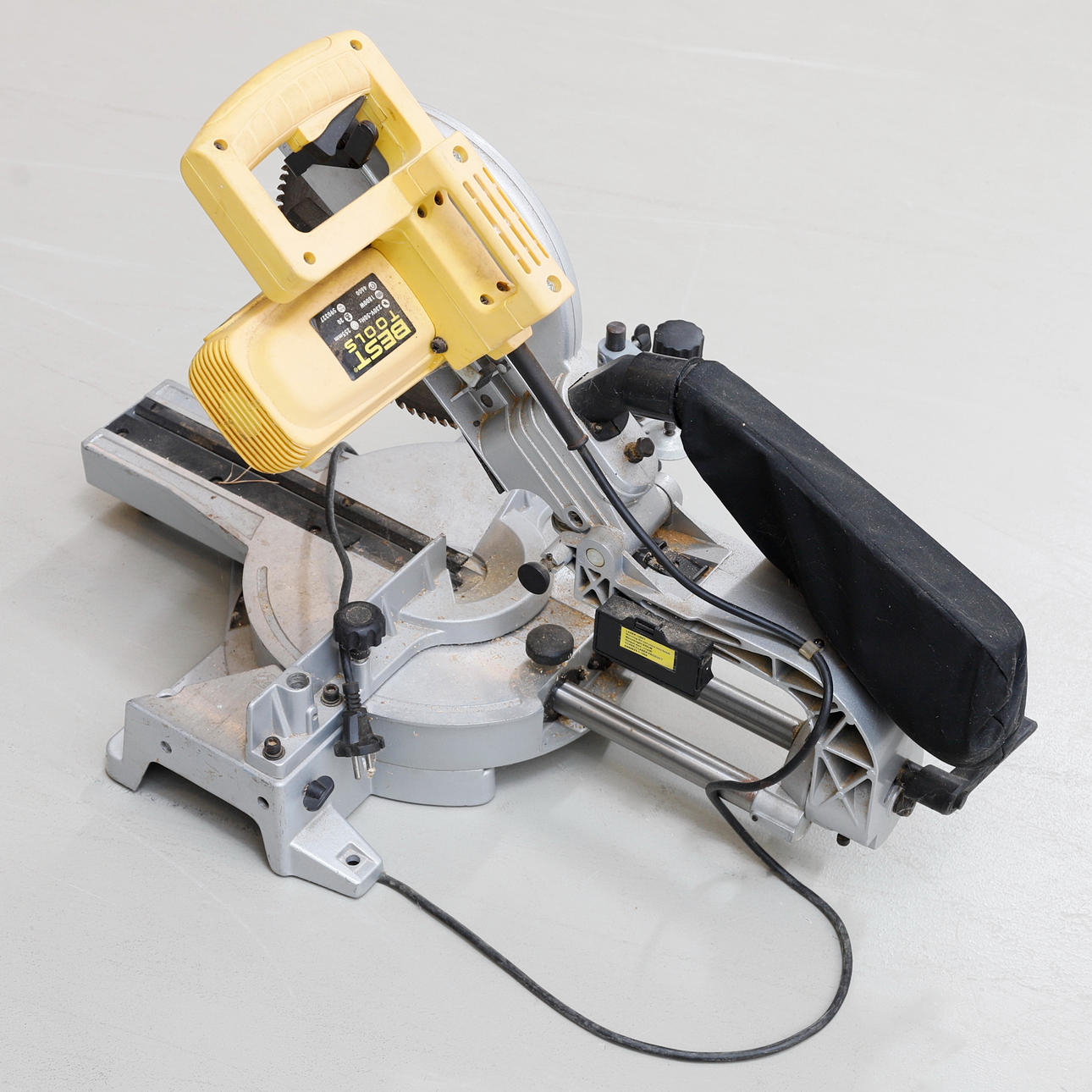 VINKELSÅG, Best Tools, 1900-tal.