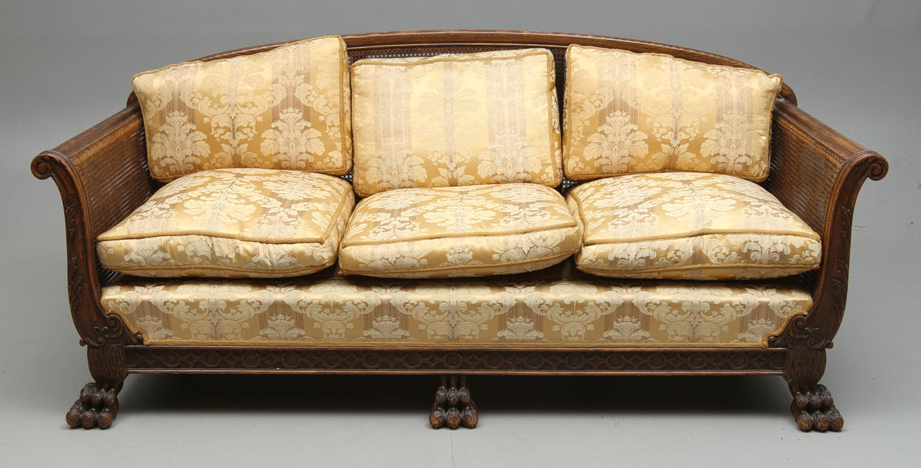 SOFFA, lejontassar, 1900-talets första hälft.