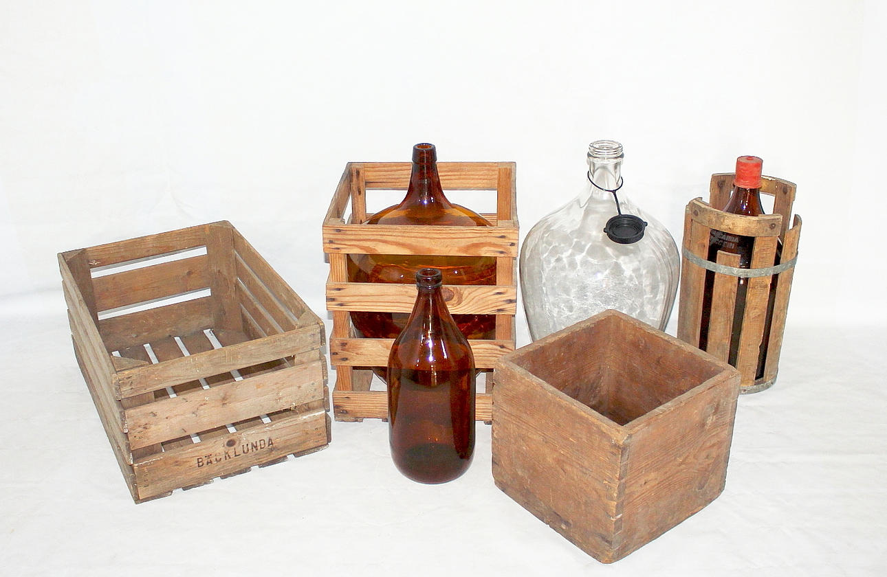TRÄLÅDOR och FLASKOR, 6 delar.