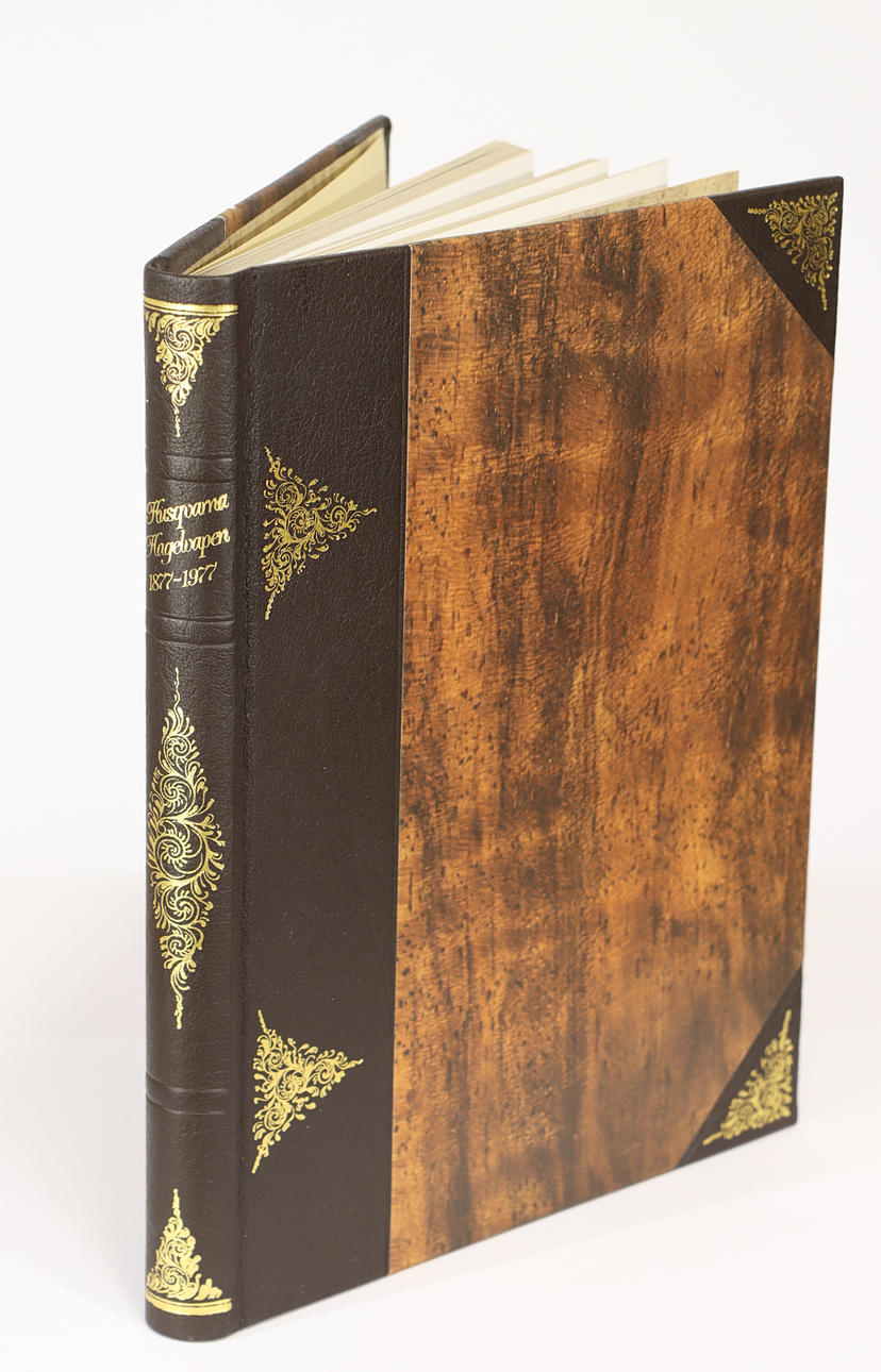 HUSQVARNA JAGGEVÆR 1870-1970.