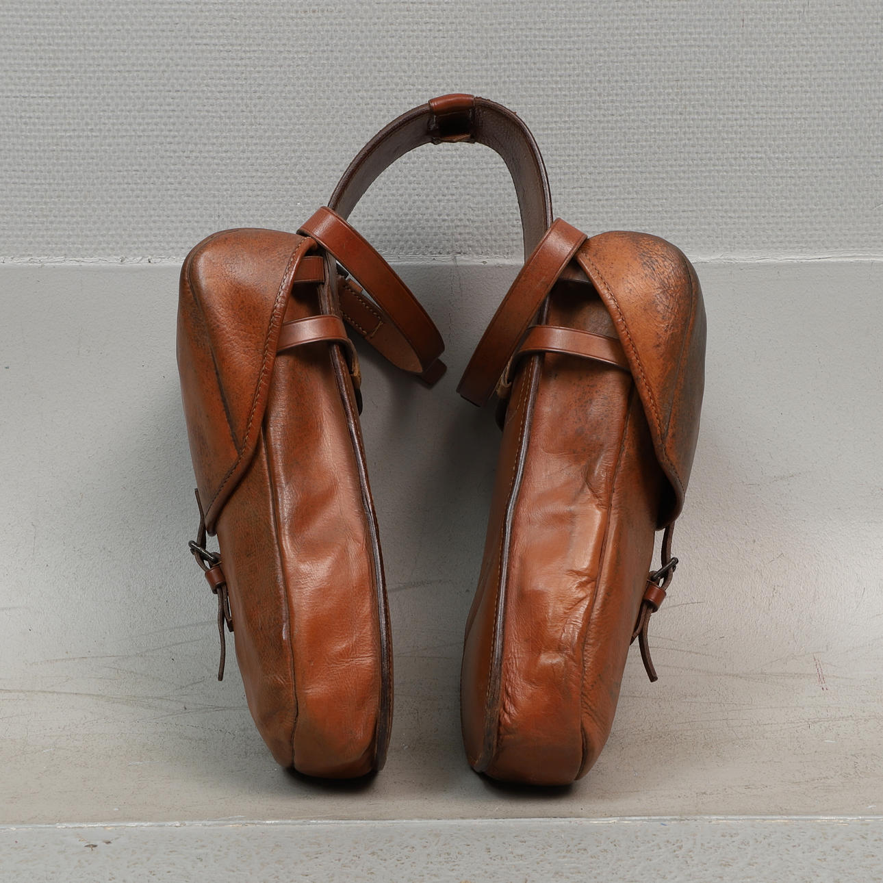 SATTELTASCHEN, Leder, schwedisches Militär.