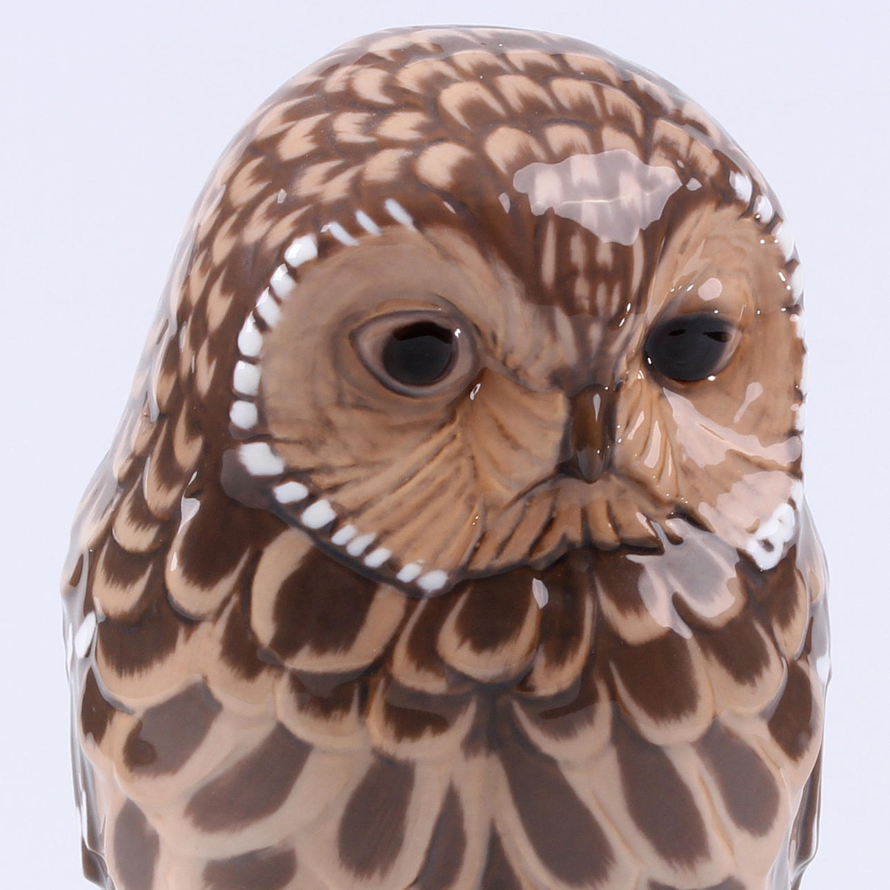 FIGURIN, porslin, "Uggla", Bing och Gröndal.