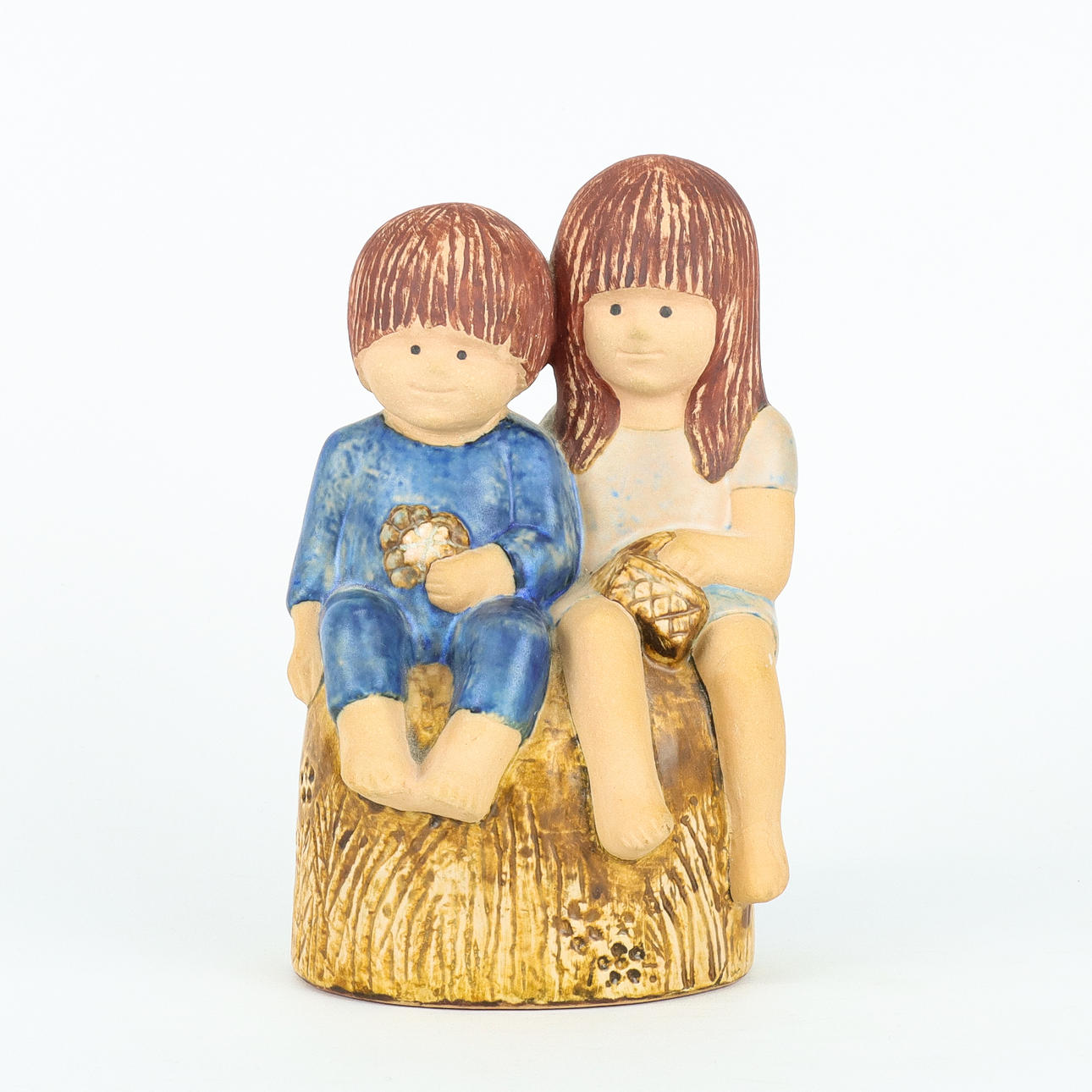 LISA LARSON. Figurin, "Syskon" stengods, Gustavsberg.