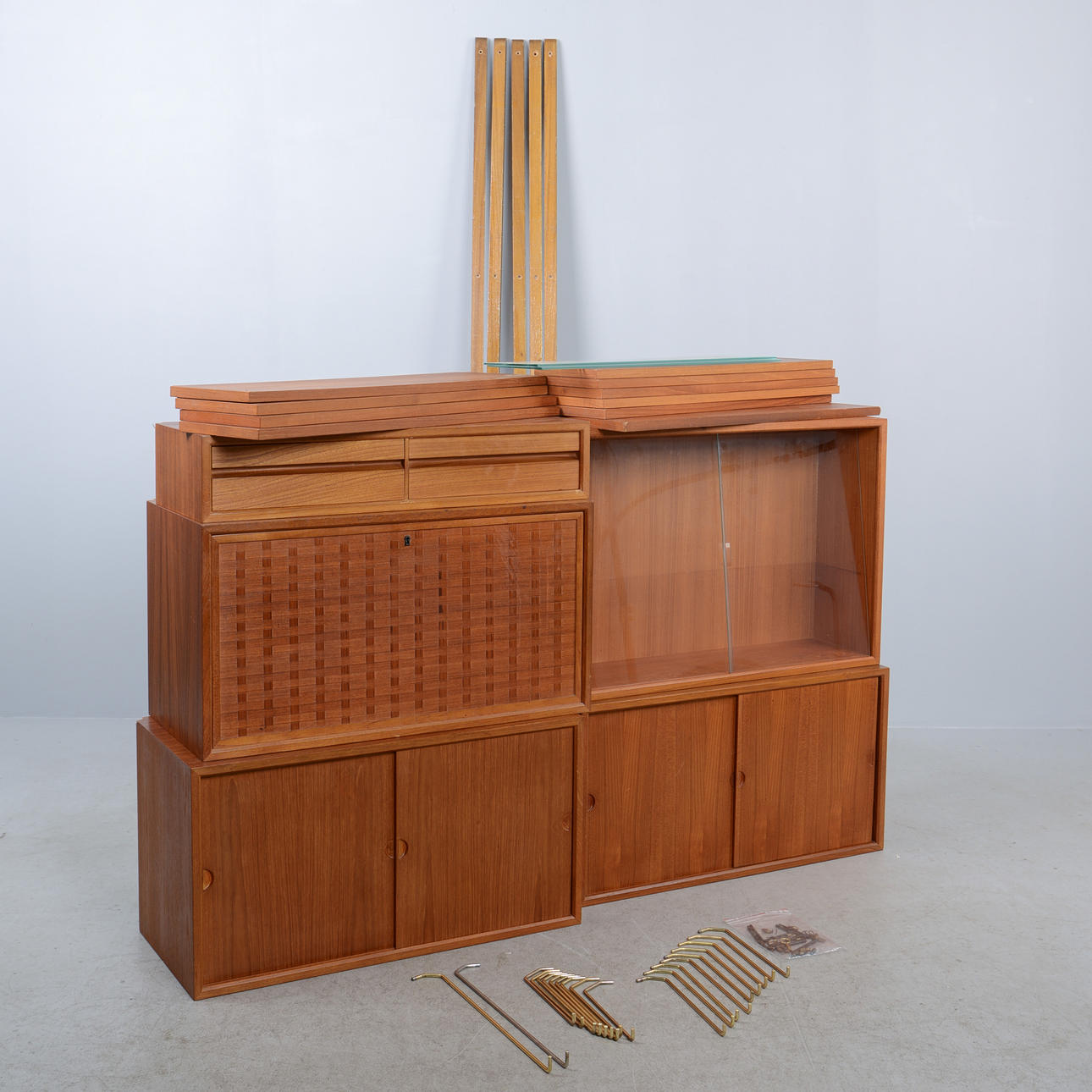 POUL CADOVIUS. Hyllsystem, Royal System, Danmark, designad 1948.