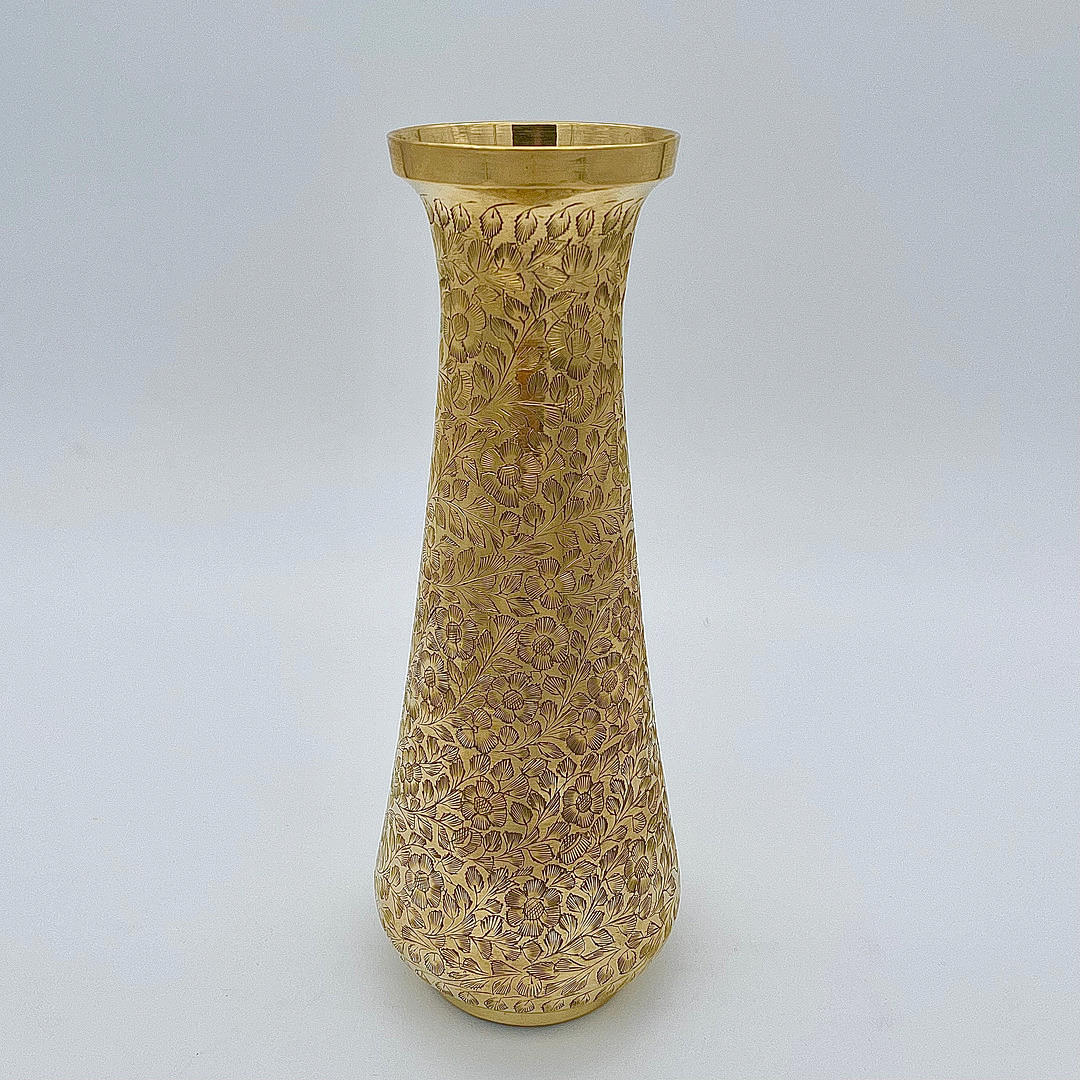 VINTAGE VASE AUS MESSING, INDIEN.