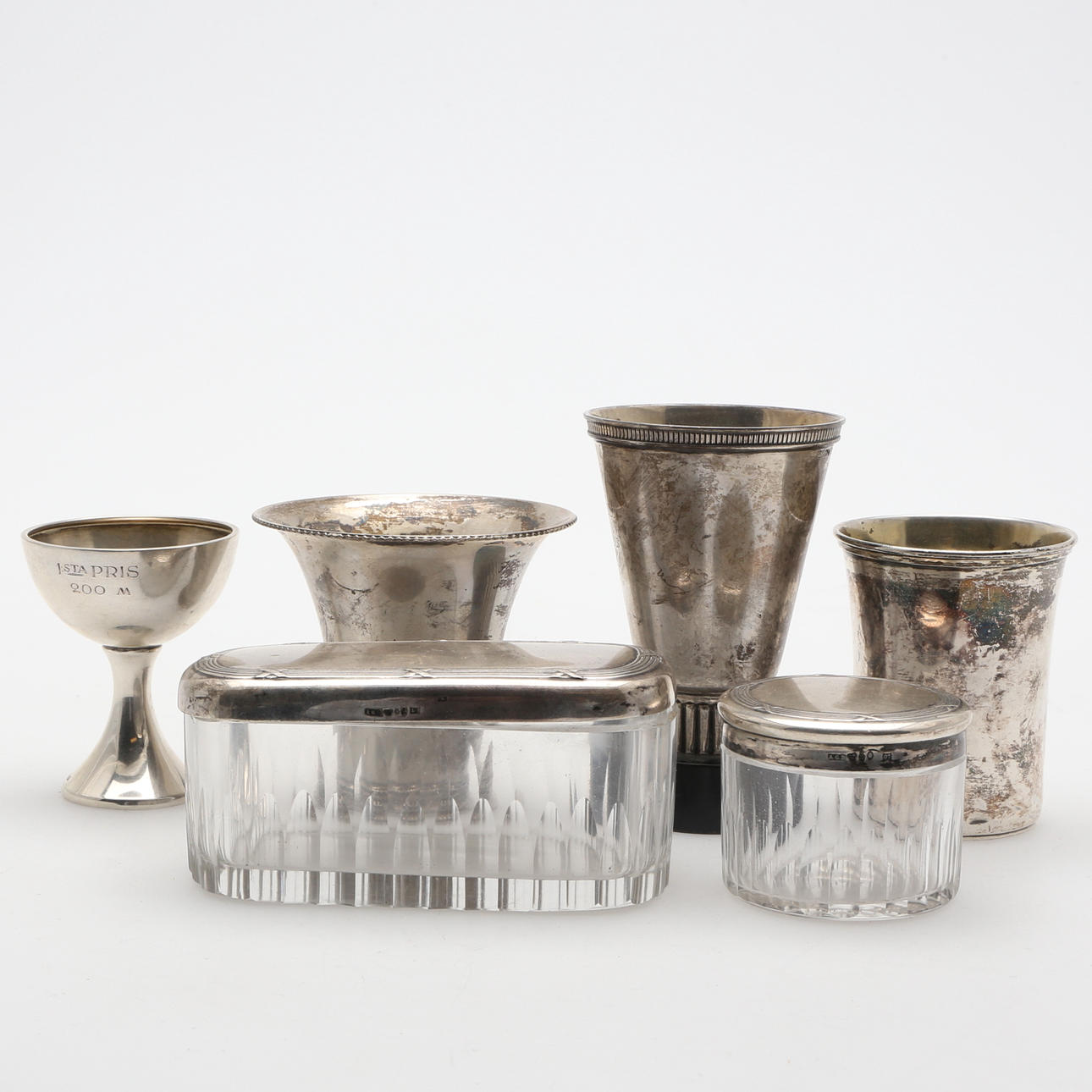 DIVERSE SILVERFÖREMÅL, 6 st, silvervikt ca 243 gram, 1900-tal.