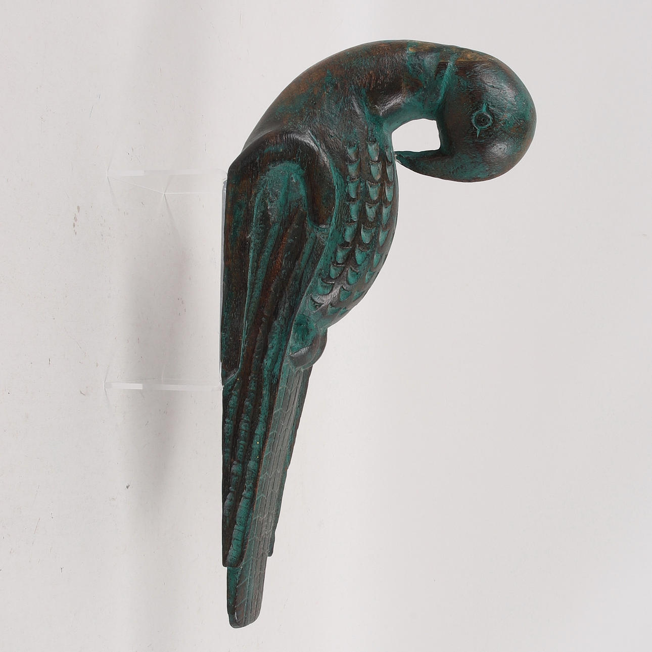 VÄGGSKULPTUR, trä, papegoja.