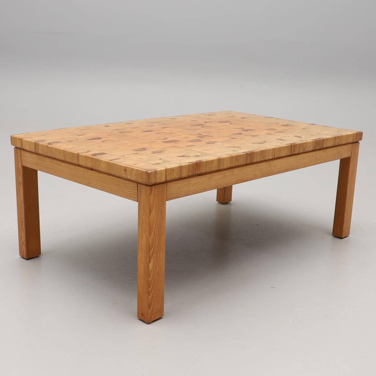 COFFEE TABLE, solid pine, end wood, 1970s.