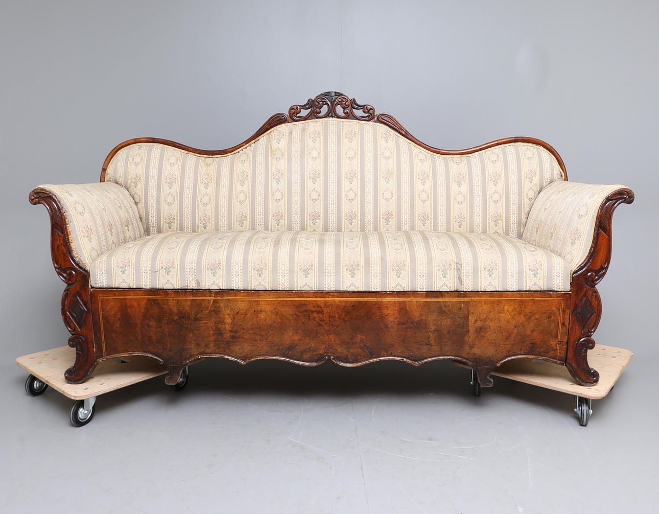 SOFFA, 1800-talets första del.