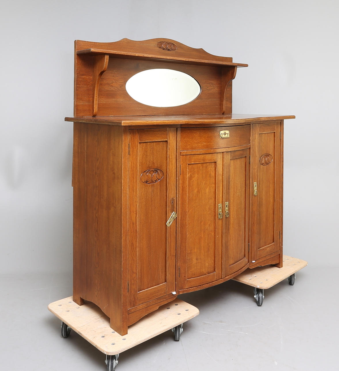 SPEGELSKÄNK, jugend, 1910/1920-tal.